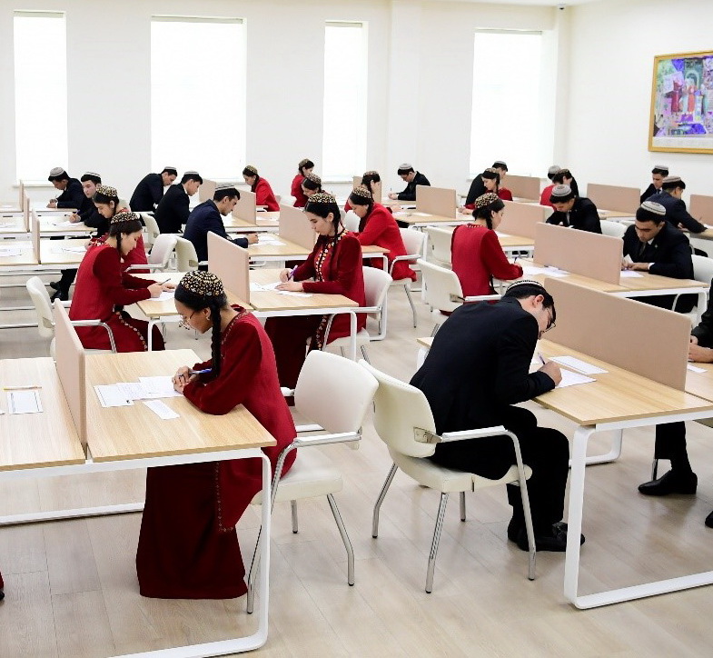 AN ESSAY WRITING COMPETITION WAS HELD AMONG STUDENTS OF HIGHER EDUCATIONAL INSTITUTIONS
